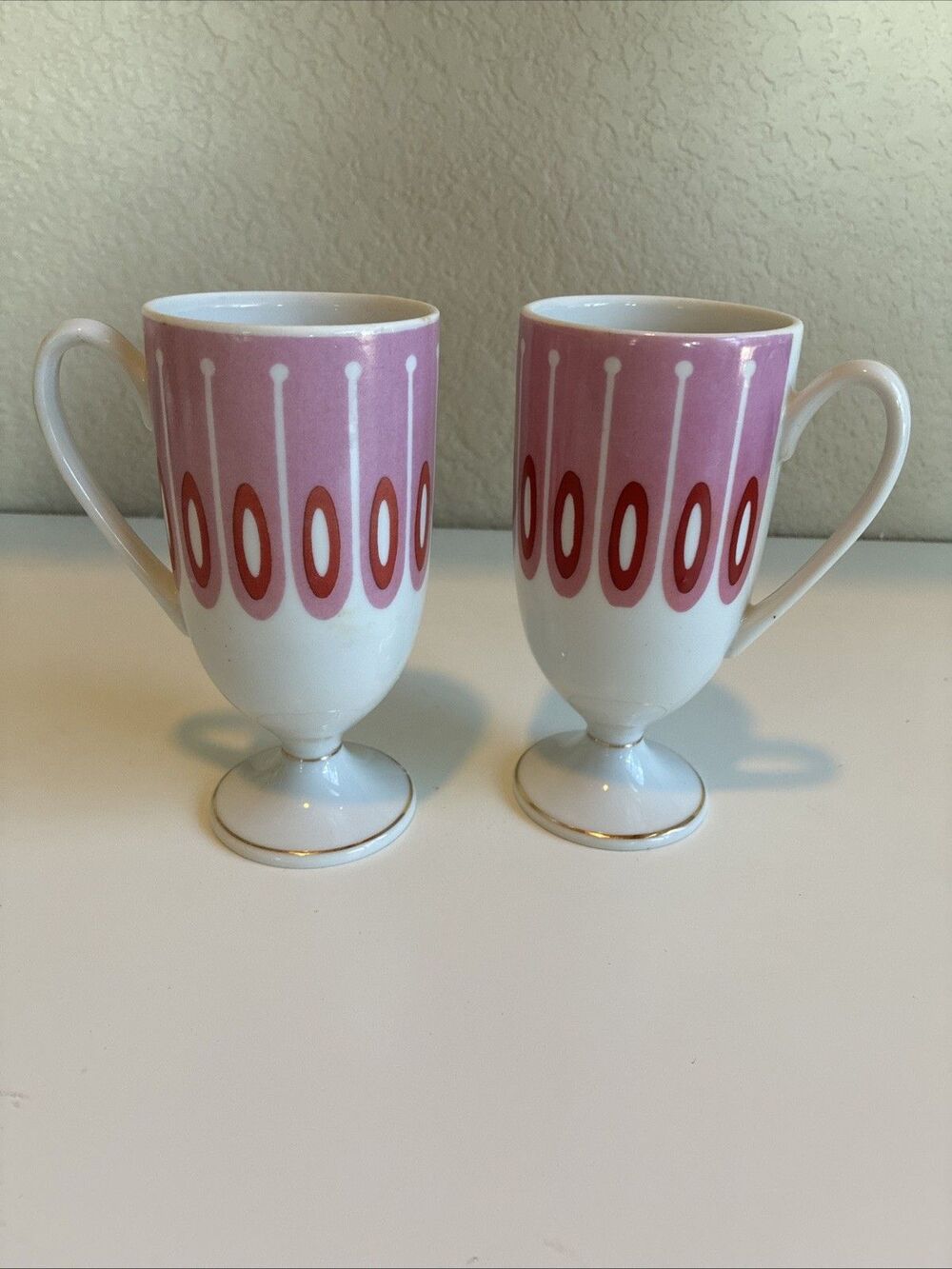 Vintage Set of 2 Holt Howard Pink Mod 60's Pedestal Mugs Coffee Tea Nasco MCM